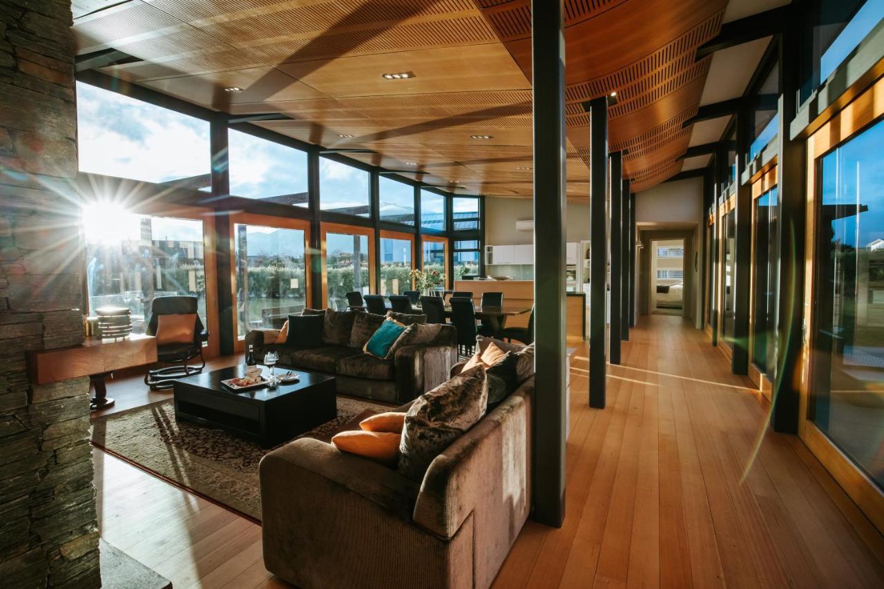 Mt Gold Retreat - Sleeps 8 - Spa Pool - Tennis Court Wanaka Exterior foto